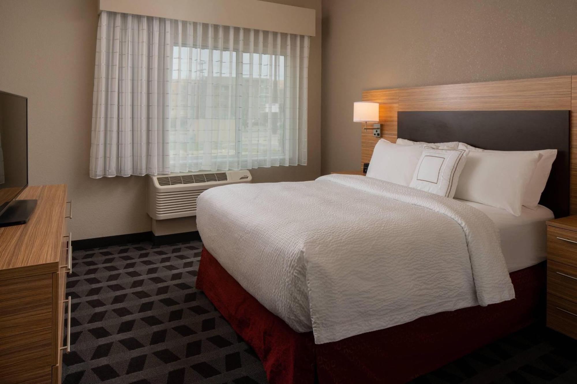 Towneplace By Marriott Suites Clarksville Bagian luar foto
